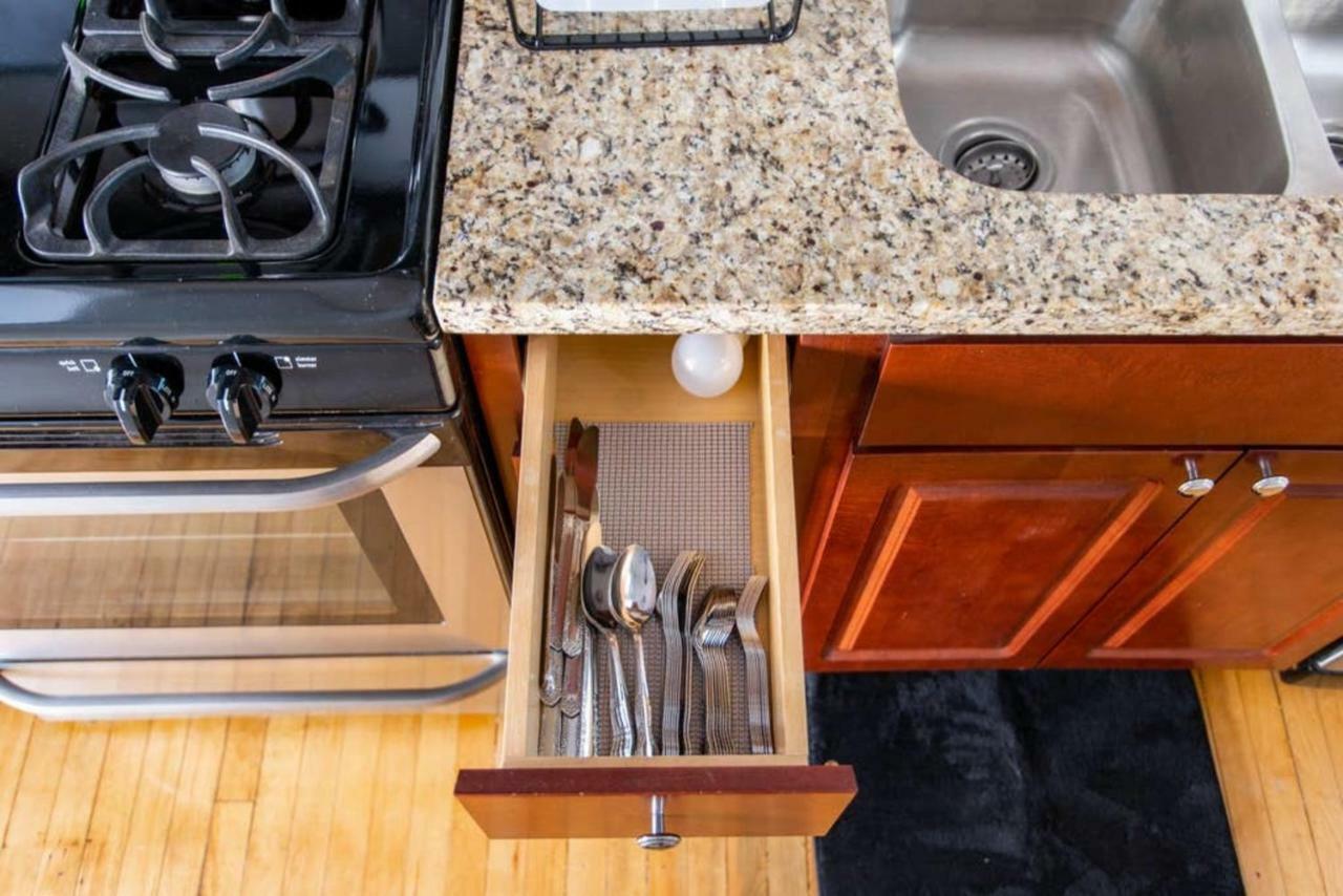 1Br Modern Apartment In Lincoln Square - Eastwood 3S Rep Чикаго Екстериор снимка